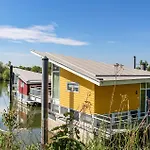 Maasvilla - Amfibie - 31 Botel 5*