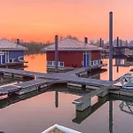 Maasvilla - Amfibie - 31 5* Ohe en Laak