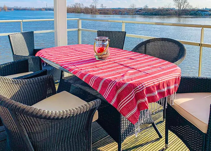 Maasvilla - Amfibie - 31 5* Ophoven